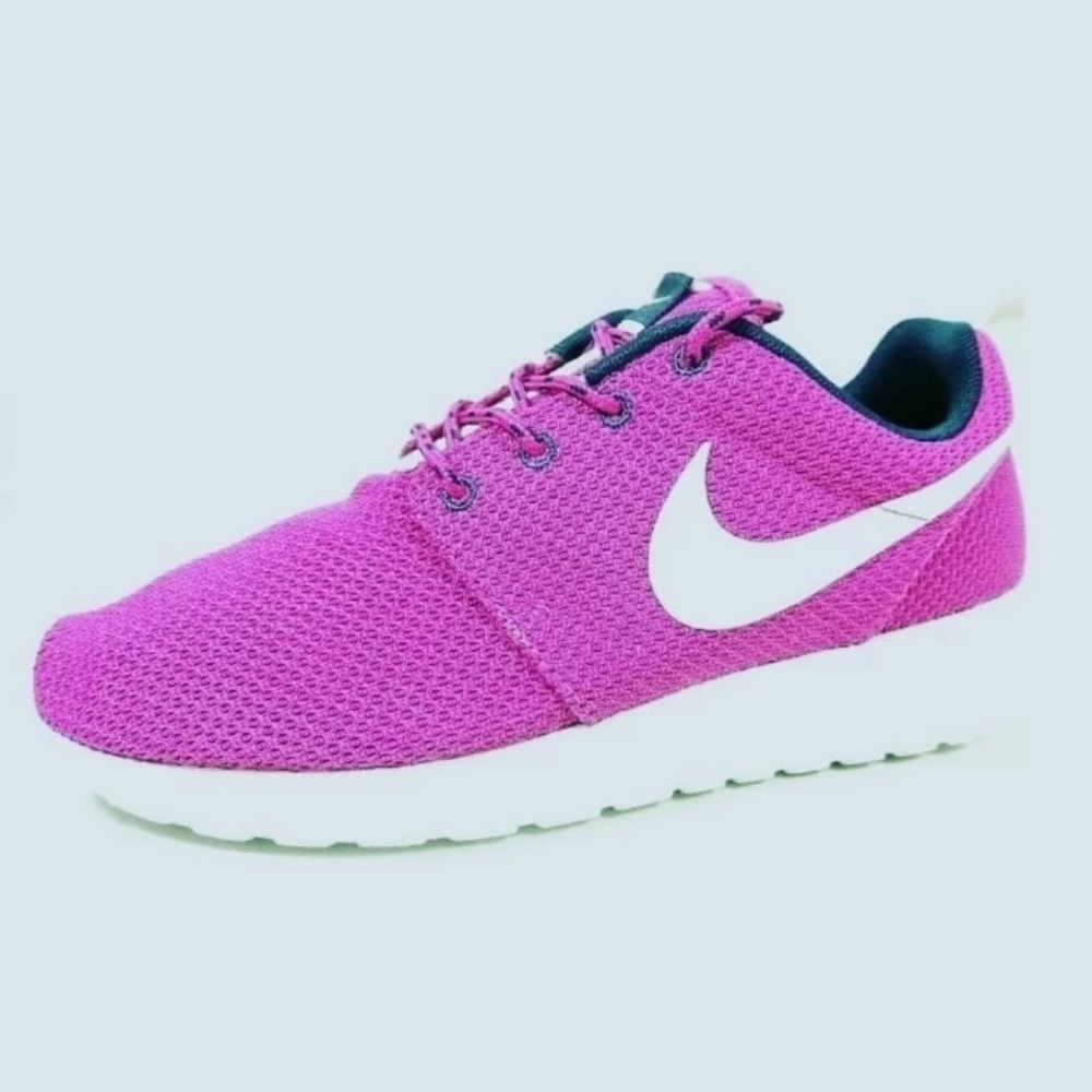 Nike Roshe run one Womens 8.5 Shoes Running Sneakers Pink Mesh 511882-605